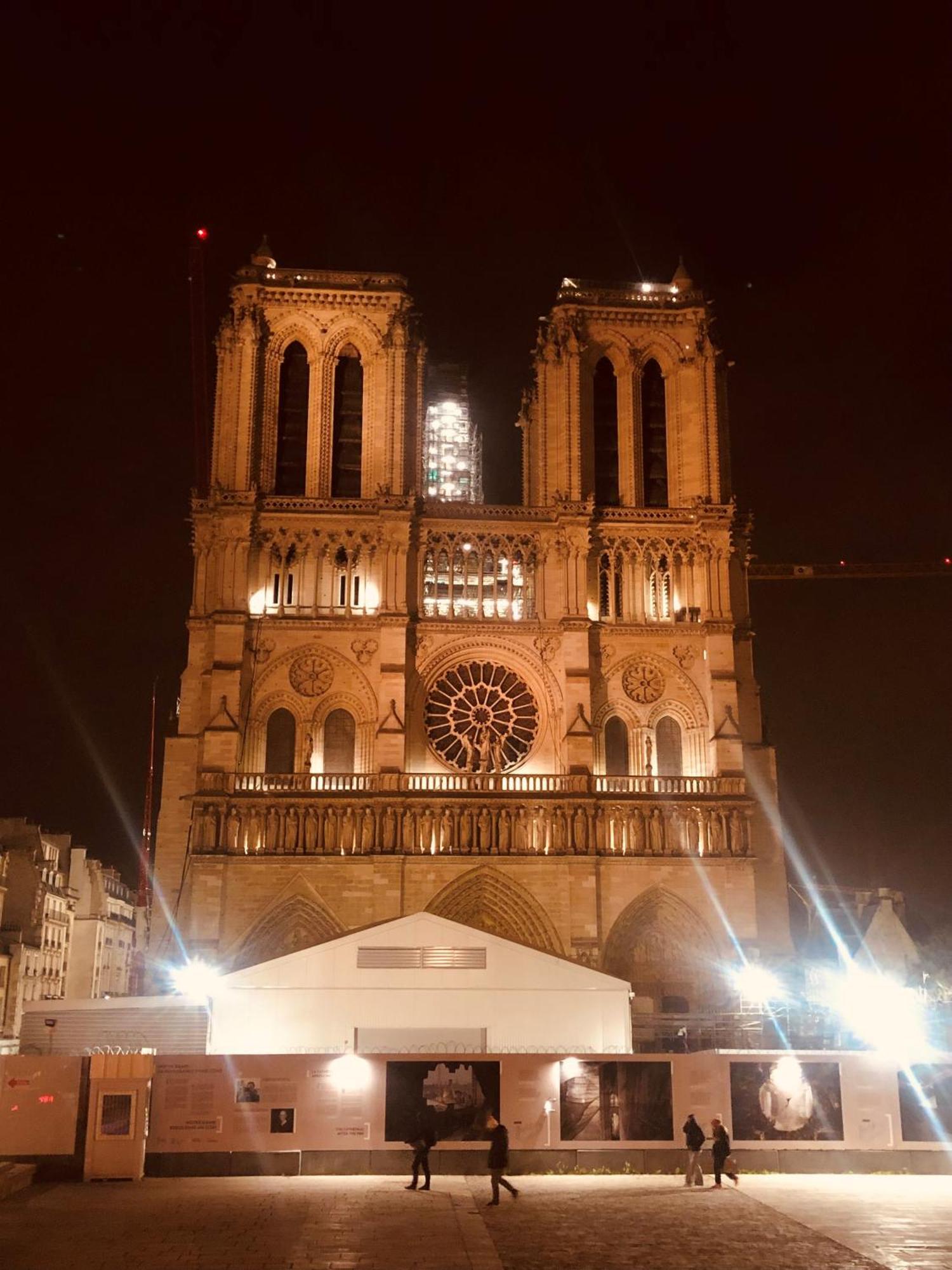 Hotel Les Degres De Notre Dame Paris Exterior photo